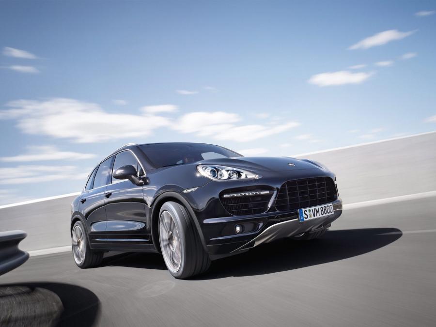  Porsche Cayenne Turbo 2011 года  (фото 10 из 20)
